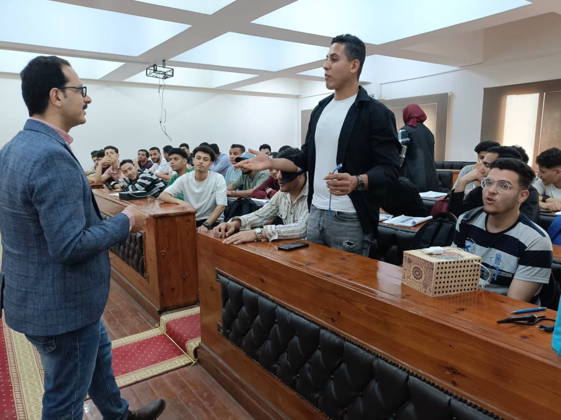 الوعي بدور الأسرة في المجتمع